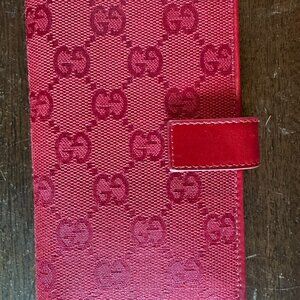 Gucci half wallet
